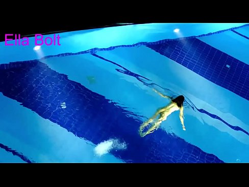 ❤️ Não consigo parar de ver, jovem loira apanhada a nadar nua na piscina da estância balnear ELLA BOLT ️ Porno doméstico em porno pt.makesexnotwar.ru