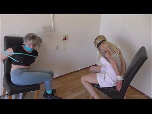 ❤️ Viciado / amarrado e amordaçado / donzela em apuros ️ Porno doméstico em porno pt.makesexnotwar.ru