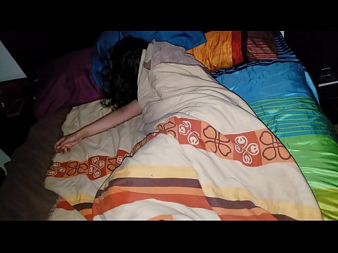 ❤️ Stepson berating a sua jovem madrasta enquanto ela dorme. ️ Porno doméstico em porno pt.makesexnotwar.ru